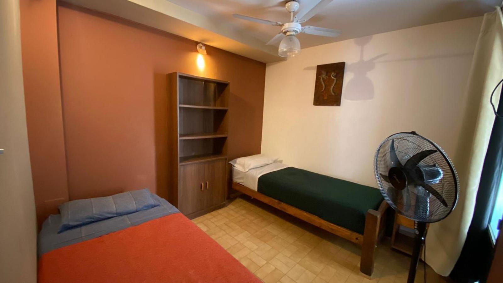 Open House Hostel Mendoza Bagian luar foto